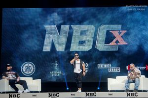 Голубочкин, Ли Прист, Ведущие